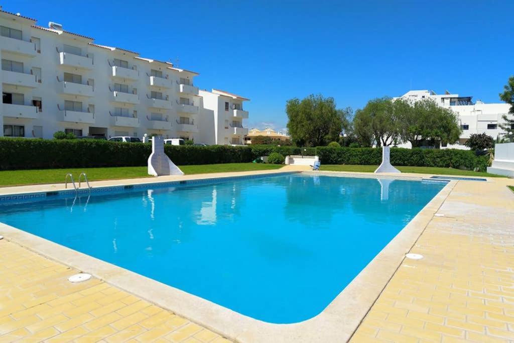 Praia Eulalia With Pool And 5 Minutes From The Beach Albufeira Exteriér fotografie