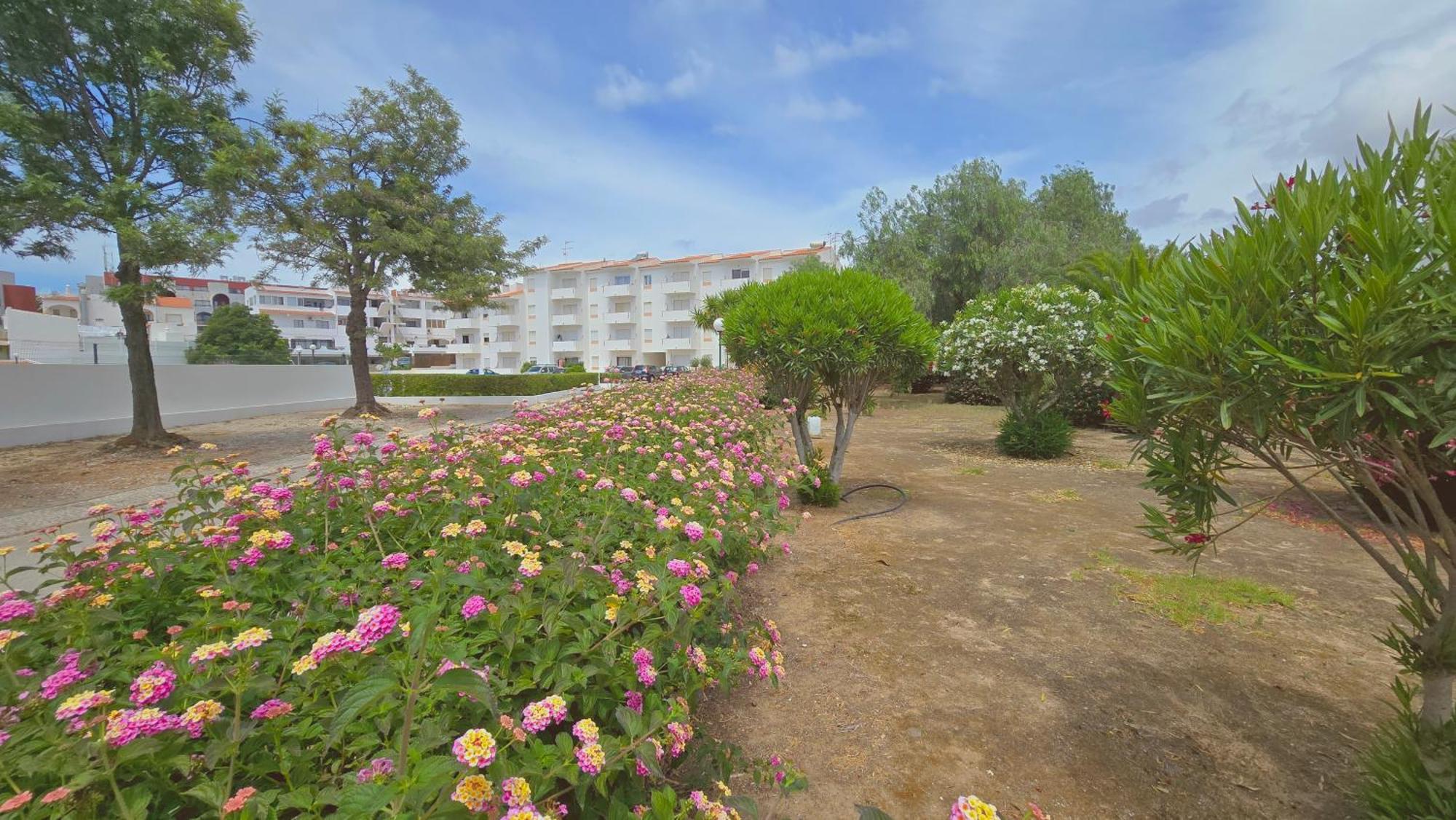 Praia Eulalia With Pool And 5 Minutes From The Beach Albufeira Exteriér fotografie