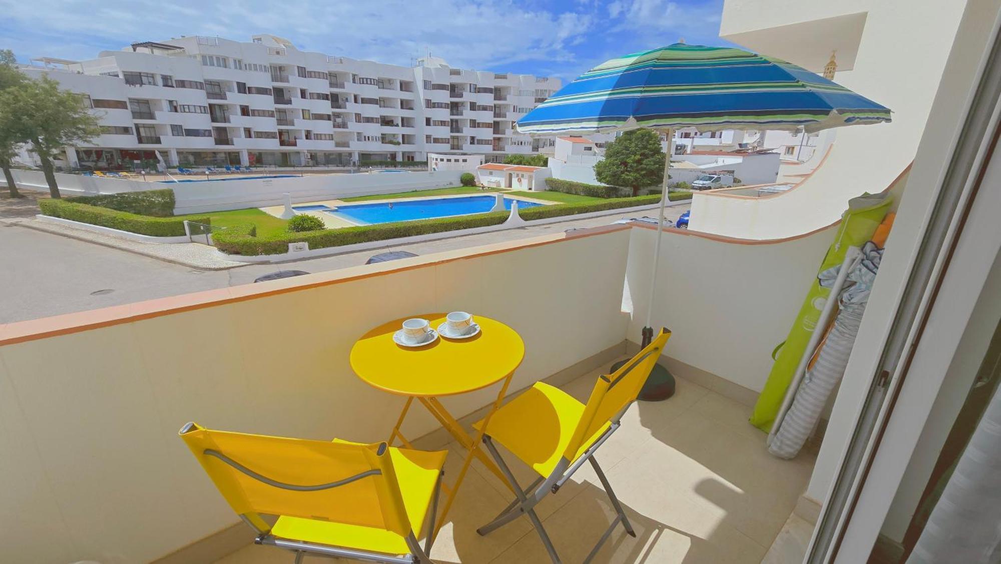 Praia Eulalia With Pool And 5 Minutes From The Beach Albufeira Exteriér fotografie